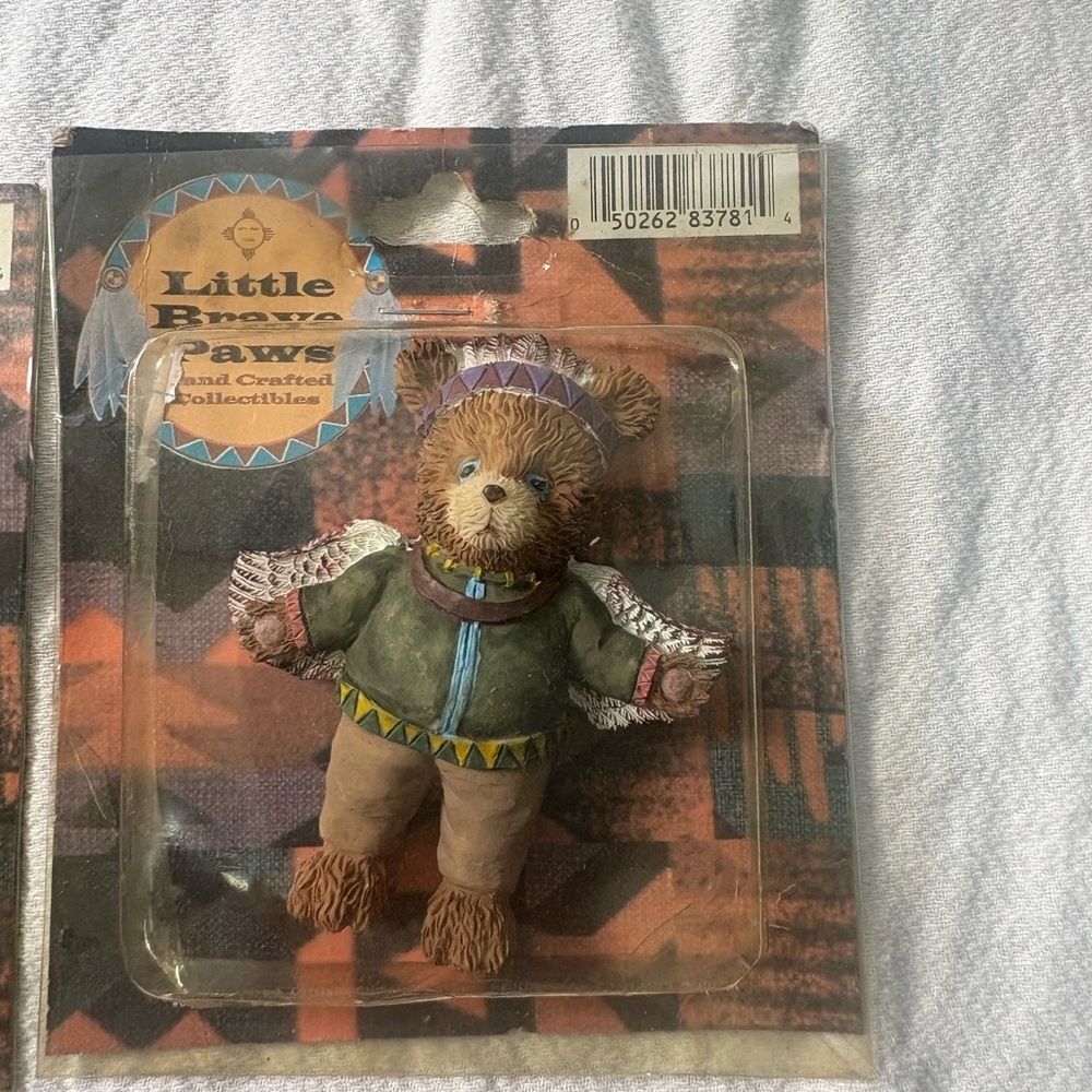 Vintage Little Brave Paws Bear Figurines 1996 - Picture 2 of 8